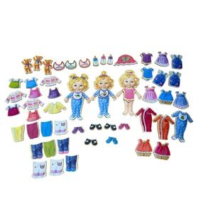 Lot Shure Magnetic Dress Up 3 Dolls Teeny Tiny Quadruplets Triplets accessories